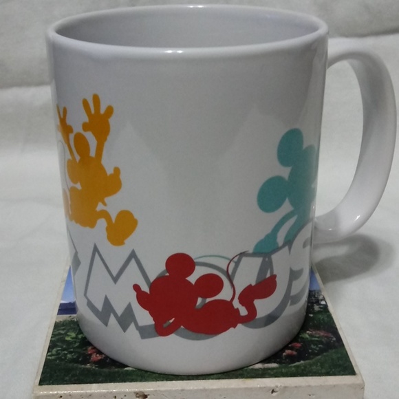 Mickey Mouse mug - Picture 3 of 8